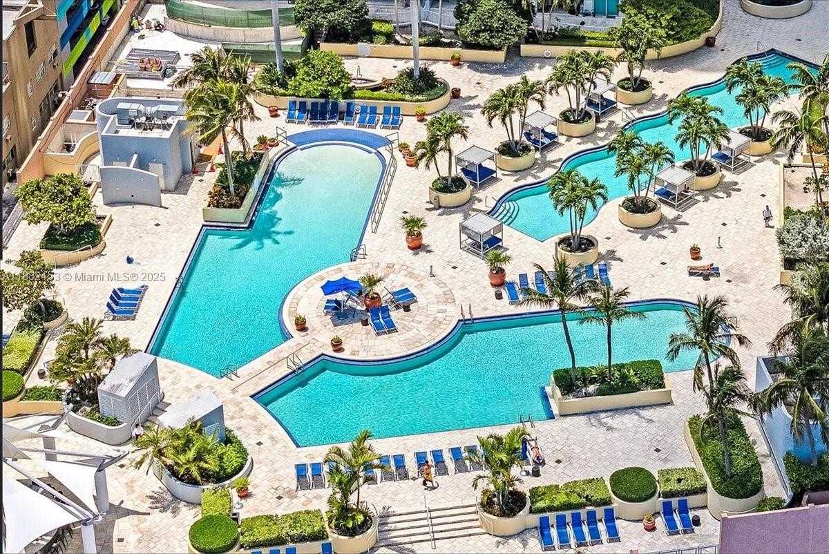 Small Image of 244 BISCAYNE BLVD #3506, Miami Number 37