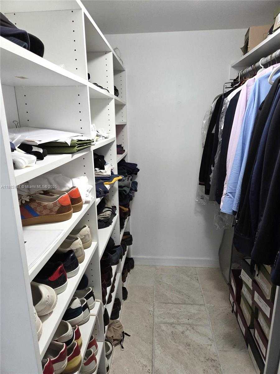 Small Image of 1621 COLLINS AVE #703, Miami Beach Number 13