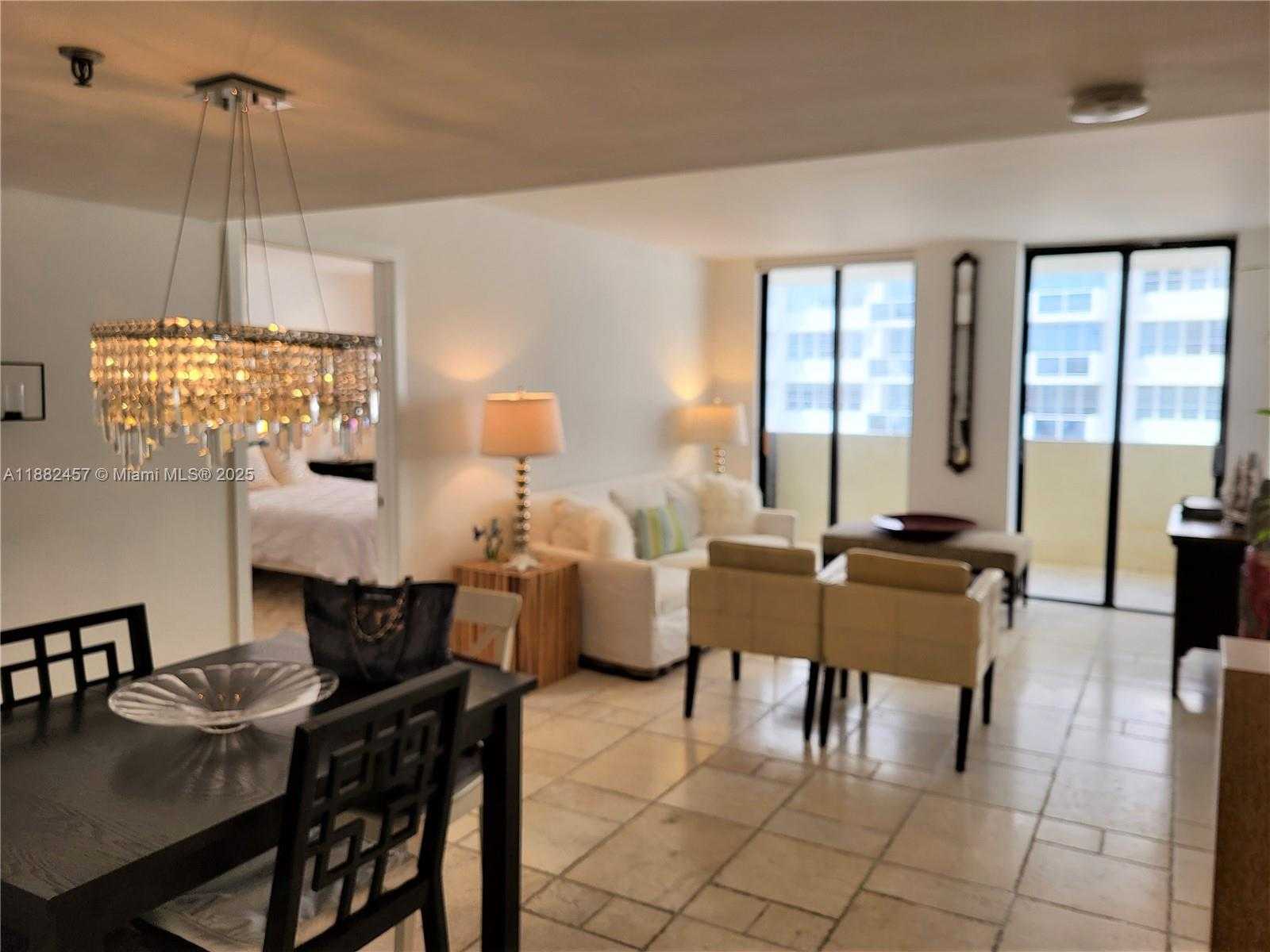 Small Image of 1621 COLLINS AVE #703, Miami Beach Number 6