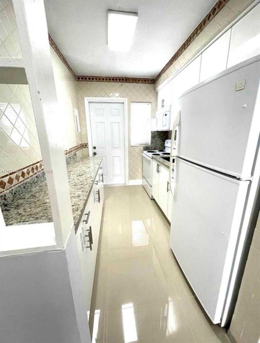 Small Image of 3600 SOUTH WEST 9TH TER #2B, Miami Number 3