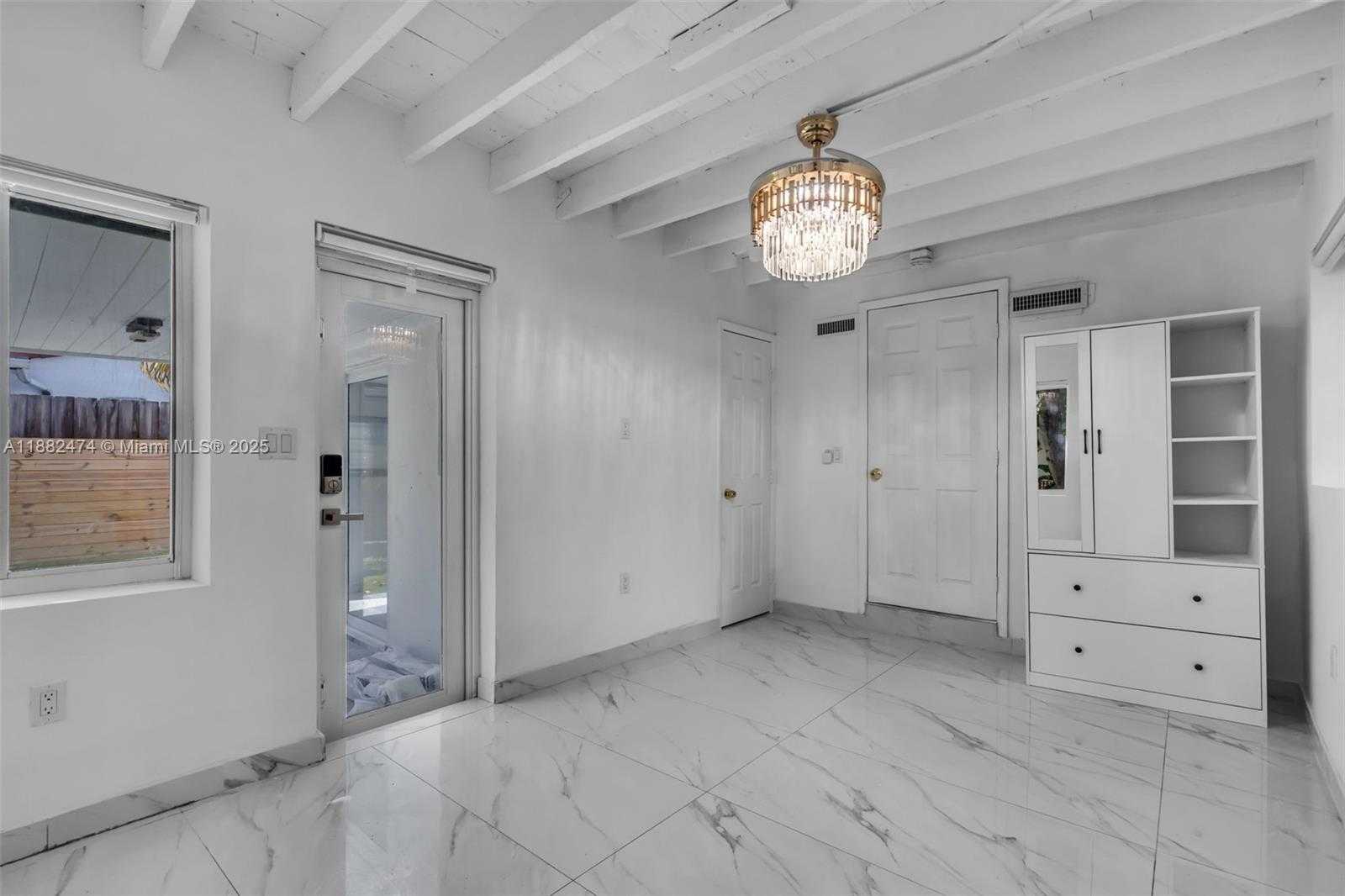 Small Image of 719 LENOX AVE #1, Miami Beach Number 26