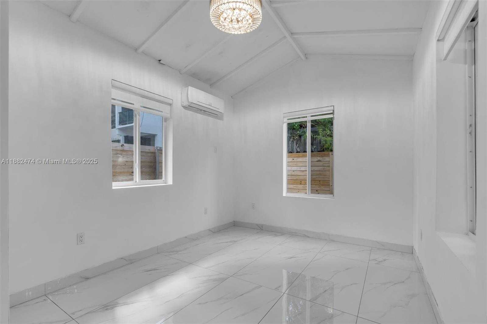 Small Image of 719 LENOX AVE #1, Miami Beach Number 30