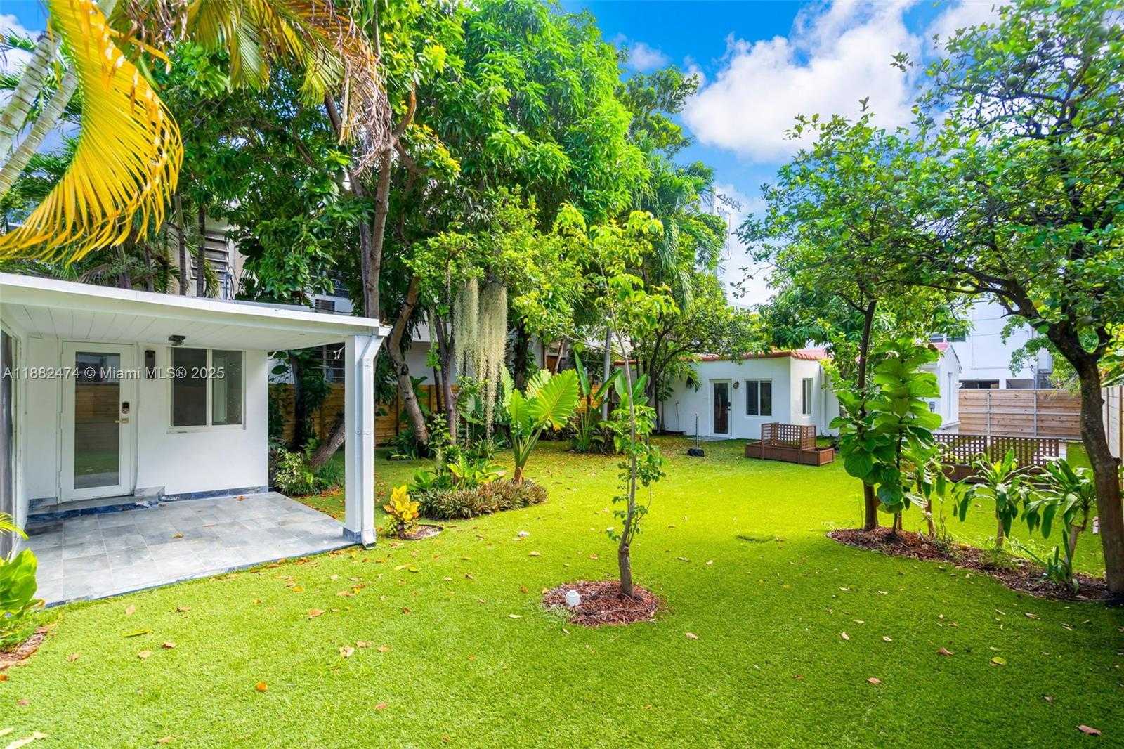 Small Image of 719 LENOX AVE #1, Miami Beach Number 8