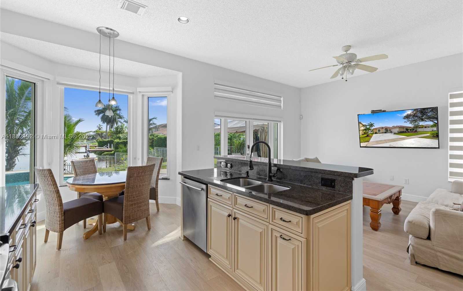 Small Image of 2339 NORTH WEST 195TH AVE #2339, Pembroke Pines Number 9