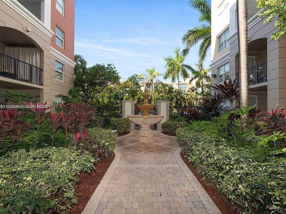 Small Image of 17100 NORTH BAY RD #1110, Sunny Isles Beach Number 12