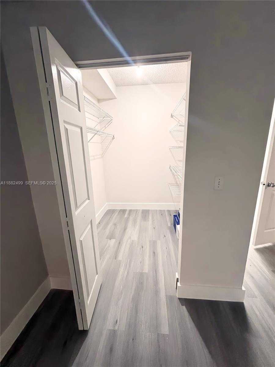 Imagen de Pequeño Objeto