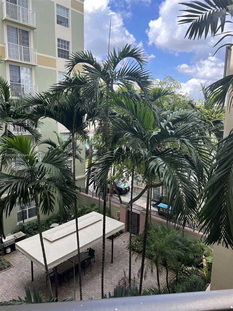 Small Image of 1919 VAN BUREN ST #408A, Hollywood Number 2