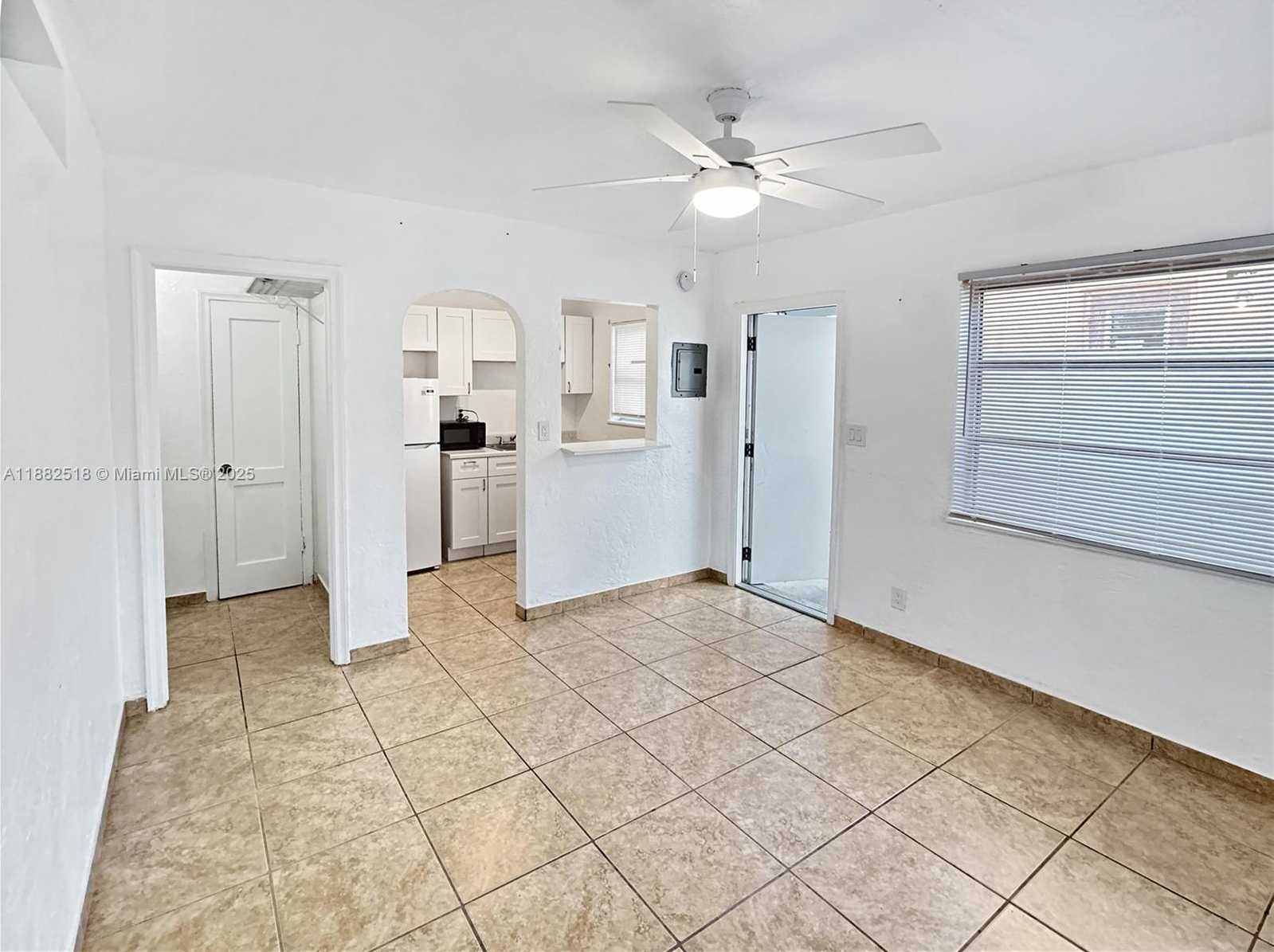 Small Image of 1834 HARDING ST #1, Hollywood Number 5