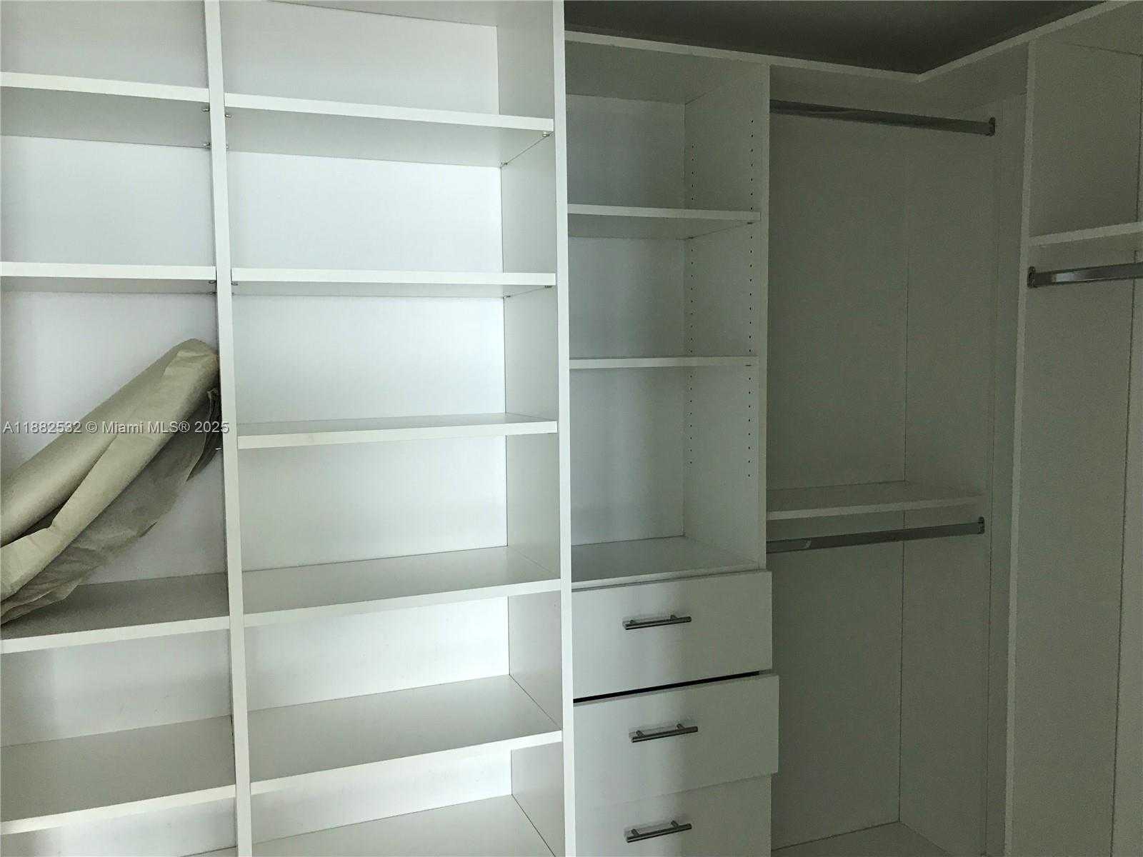 Small Image of 253 NORTH EAST 2 STREET #3703, Miami Number 16