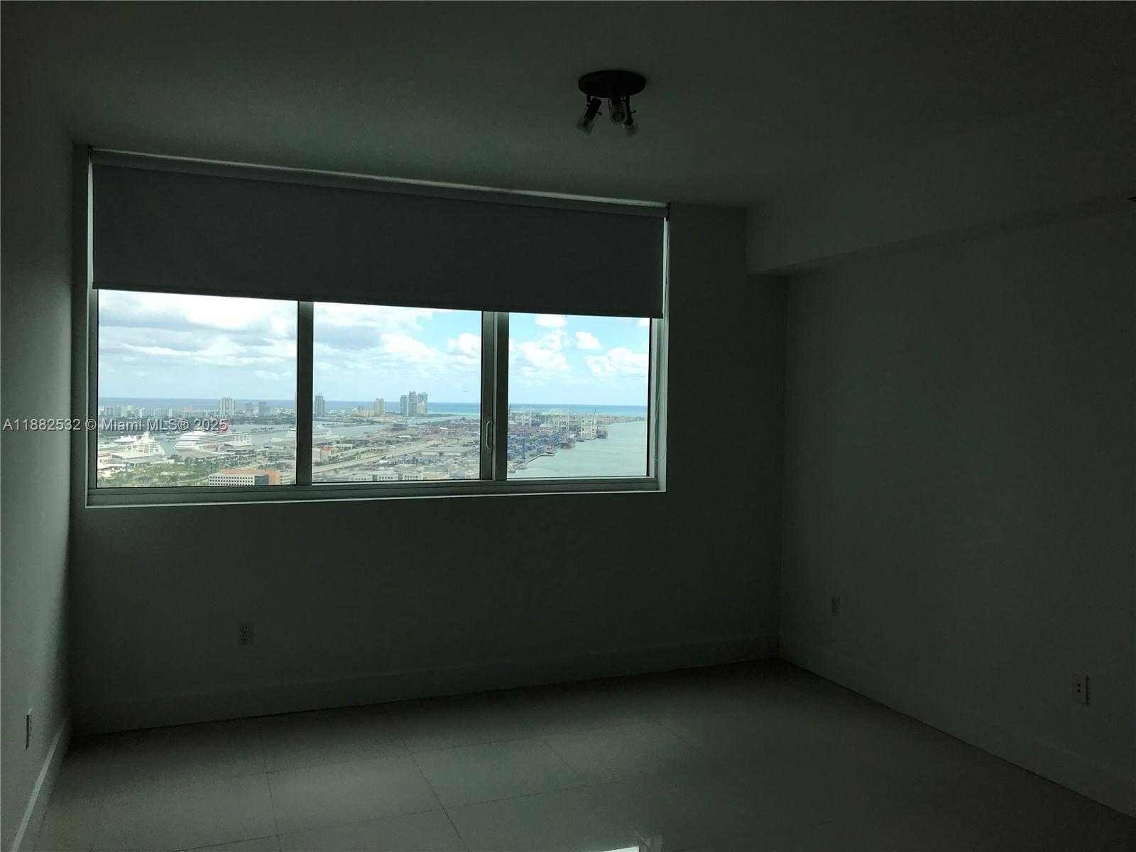 Small Image of 253 NORTH EAST 2 STREET #3703, Miami Number 17