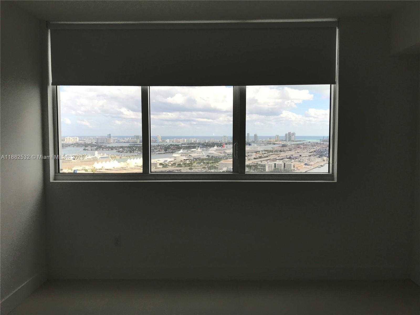 Small Image of 253 NORTH EAST 2 STREET #3703, Miami Number 22