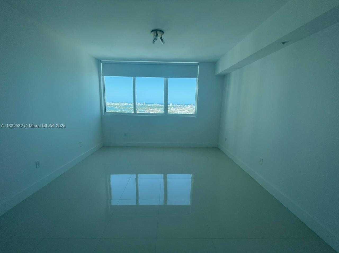 Small Image of 253 NORTH EAST 2 STREET #3703, Miami Number 32