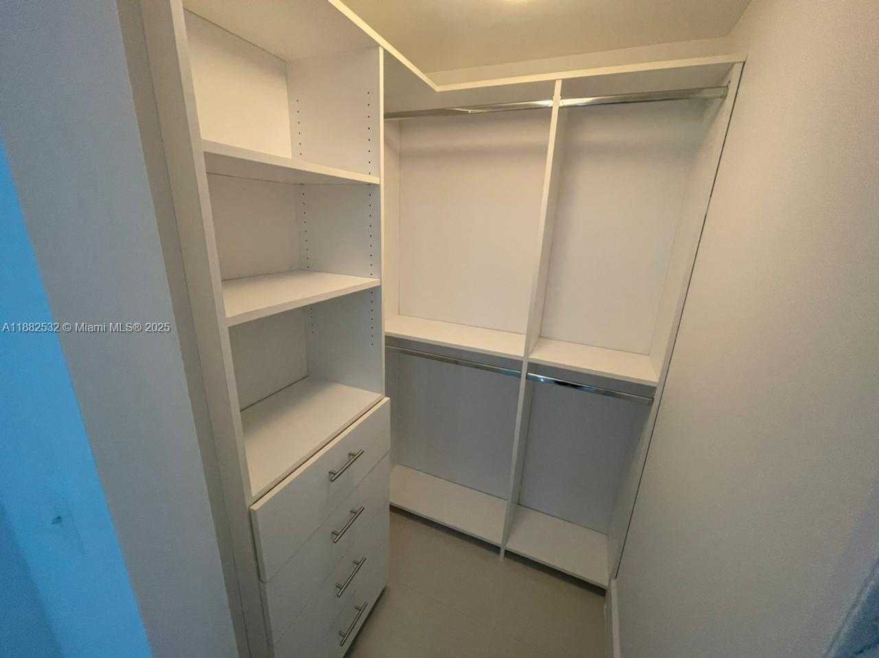 Small Image of 253 NORTH EAST 2 STREET #3703, Miami Number 34