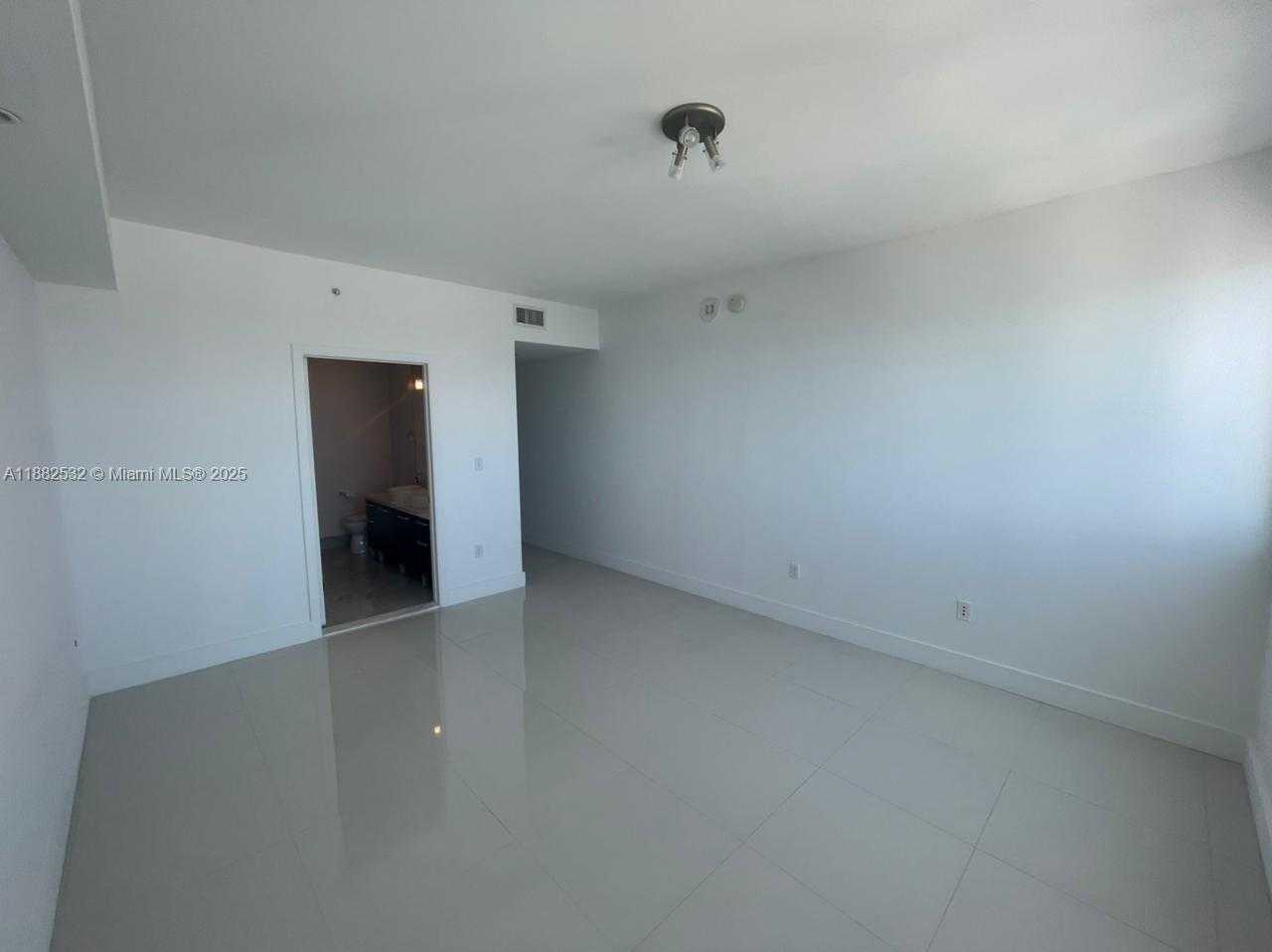 Small Image of 253 NORTH EAST 2 STREET #3703, Miami Number 37