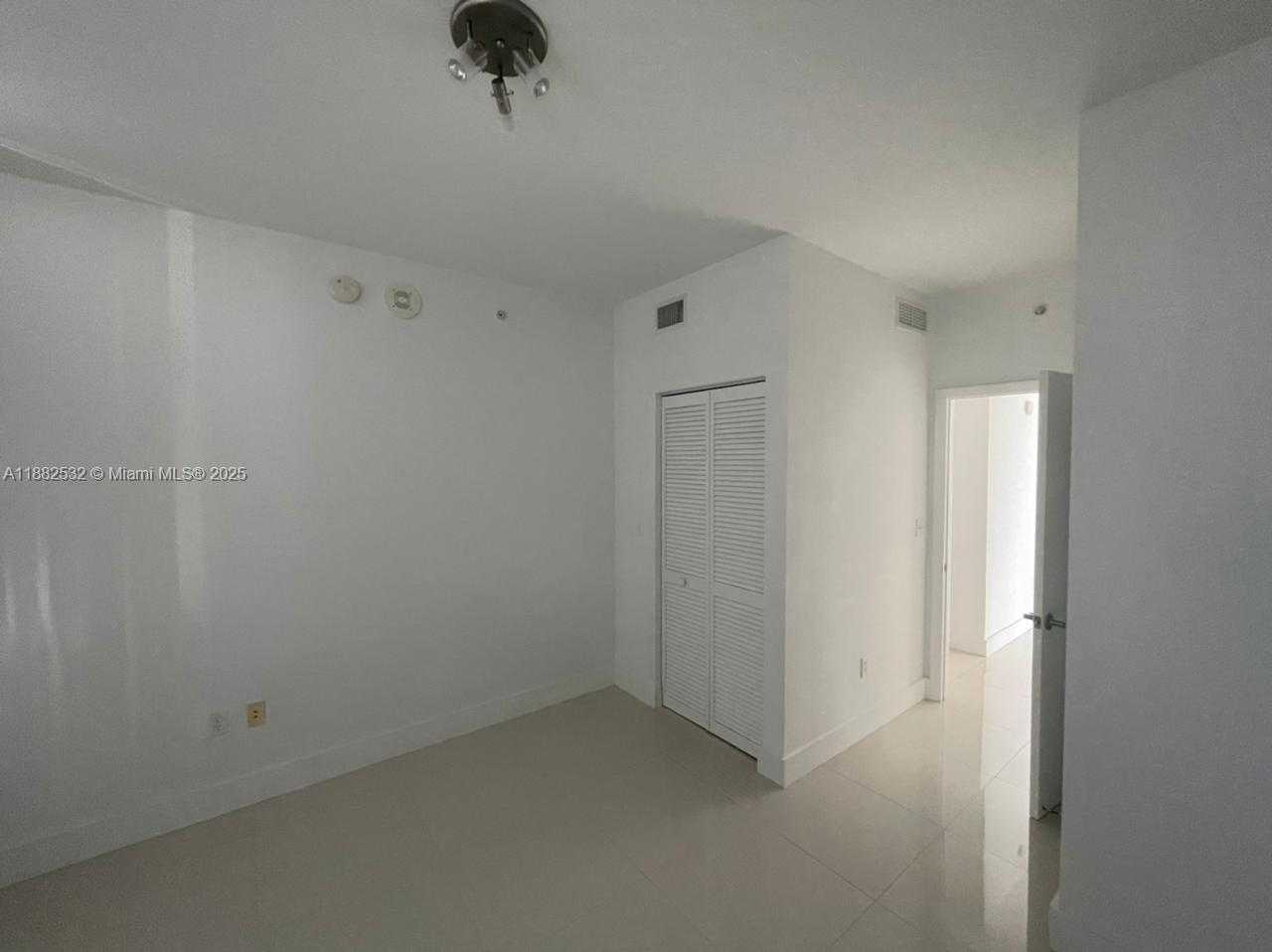 Small Image of 253 NORTH EAST 2 STREET #3703, Miami Number 44