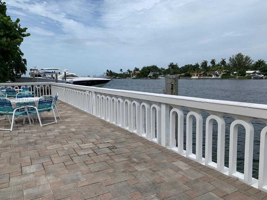 Small Image of 1455 NORTH TREASURE DR #5M, North Bay Village Number 11