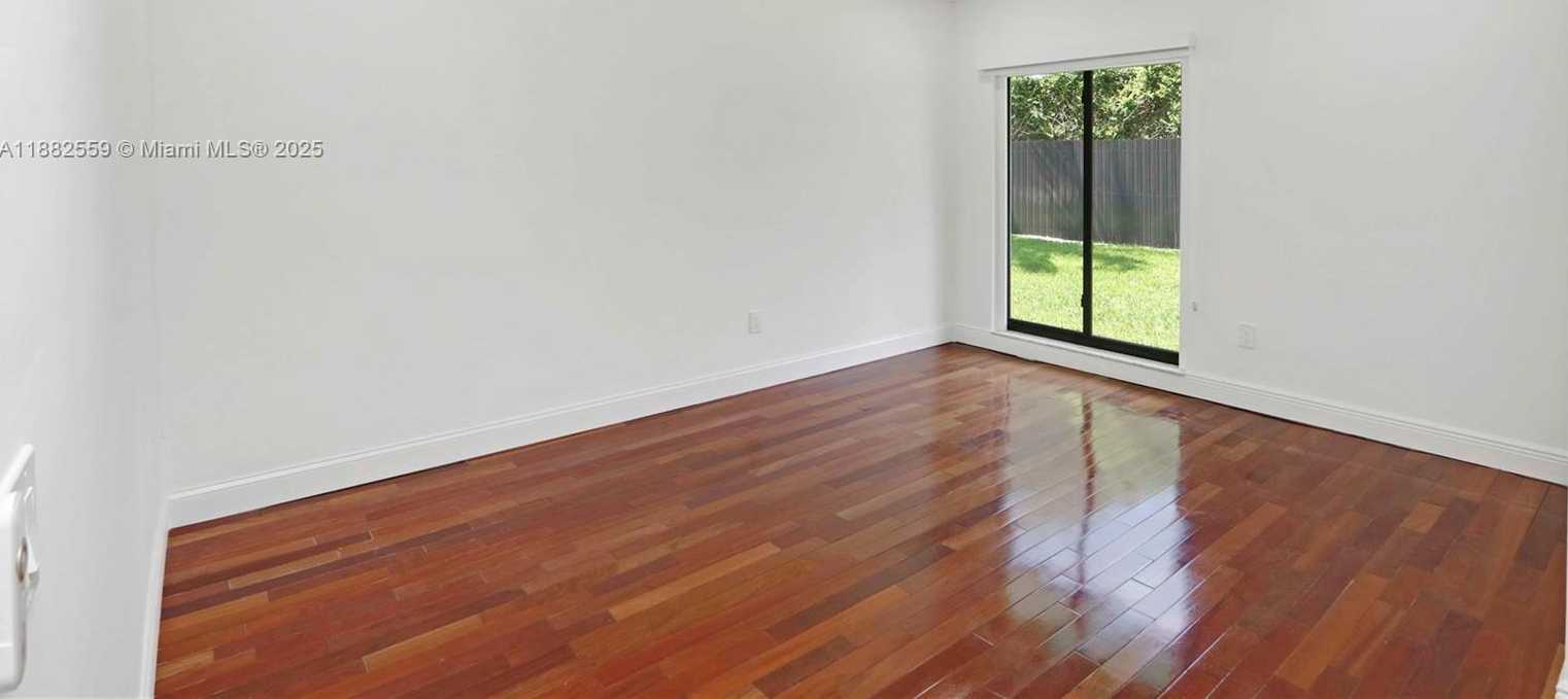 Small Image of 10240 SOUTH WEST 124TH ST #1, Miami Number 16