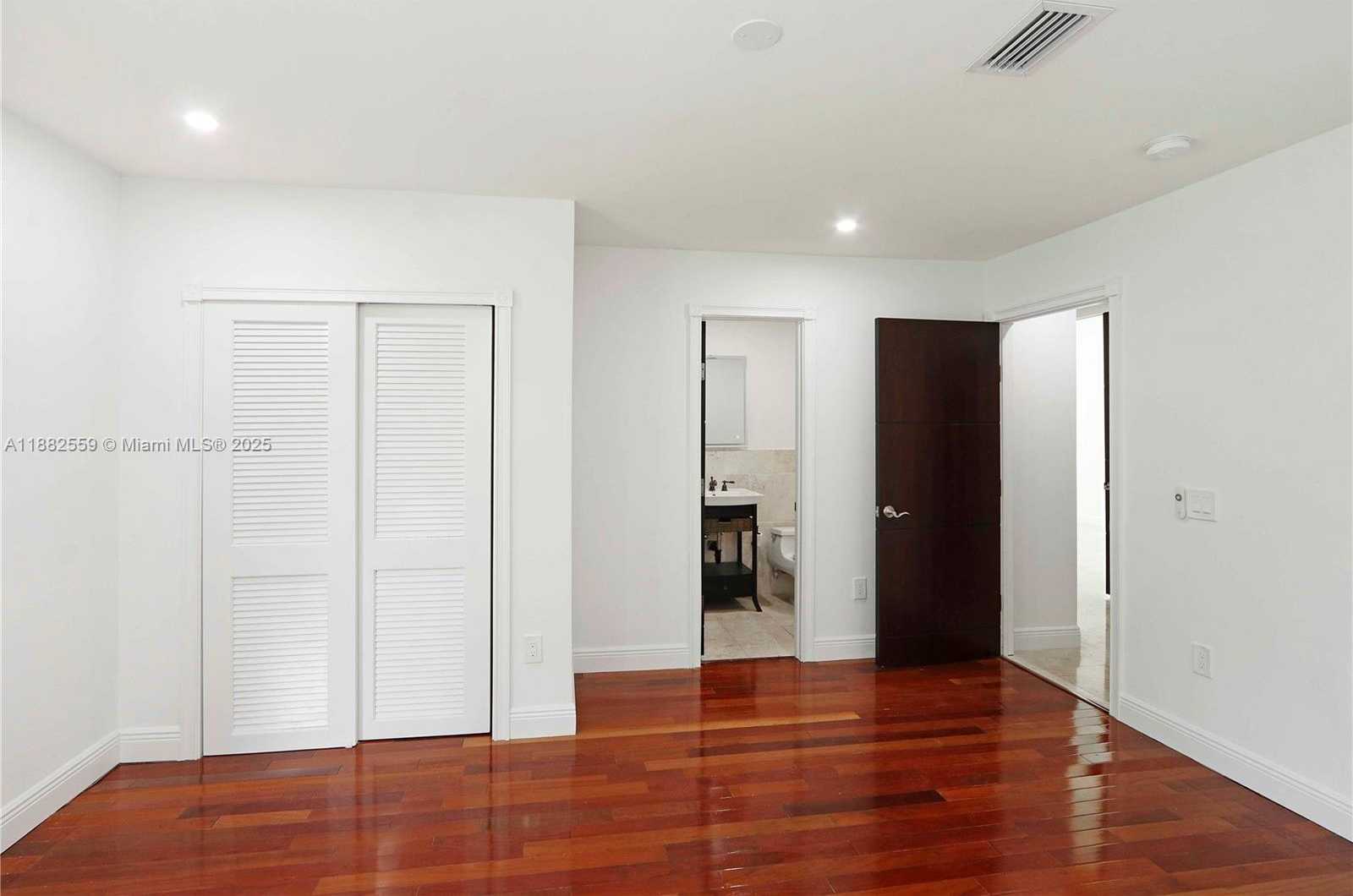 Small Image of 10240 SOUTH WEST 124TH ST #1, Miami Number 17