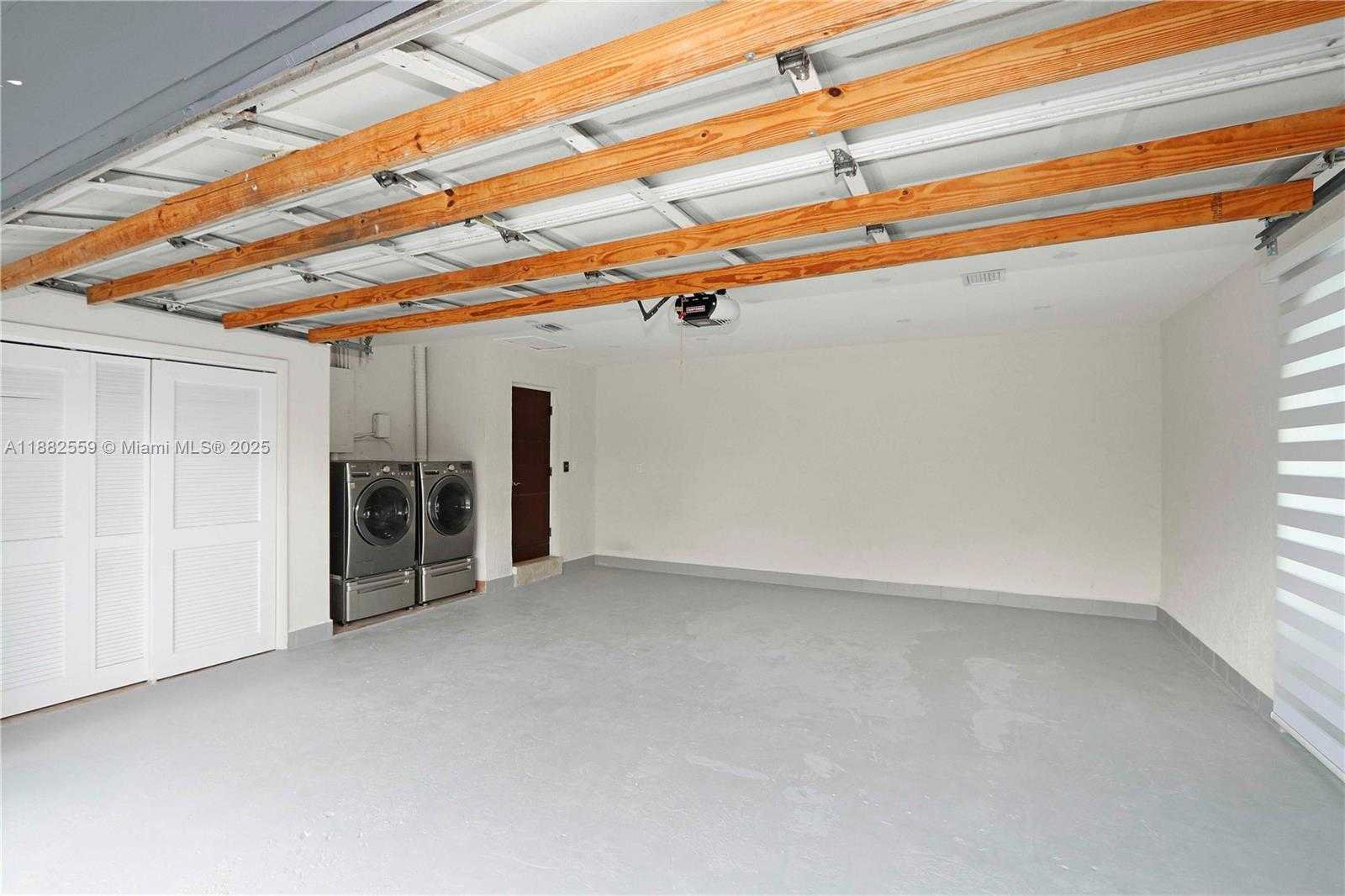 Small Image of 10240 SOUTH WEST 124TH ST #1, Miami Number 4