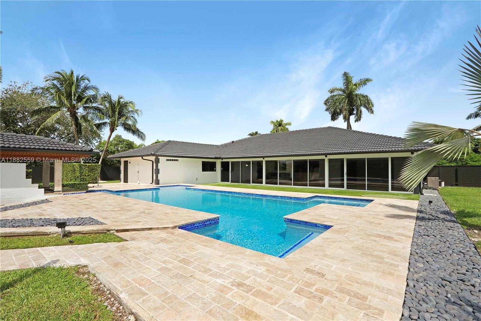 Small Image of 10240 SOUTH WEST 124TH ST #1, Miami Number 6