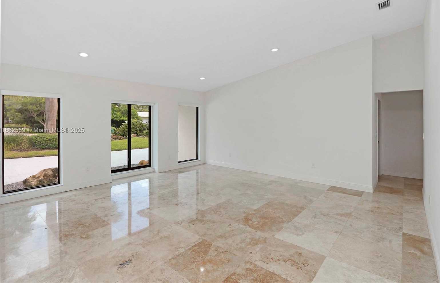 Small Image of 10240 SOUTH WEST 124TH ST #1, Miami Number 8