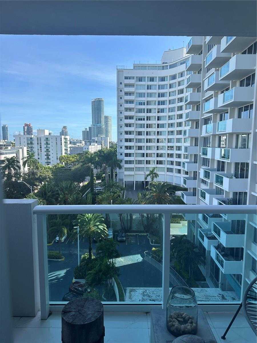 Small Image of 1200 WEST AVE #715, Miami Beach Number 13