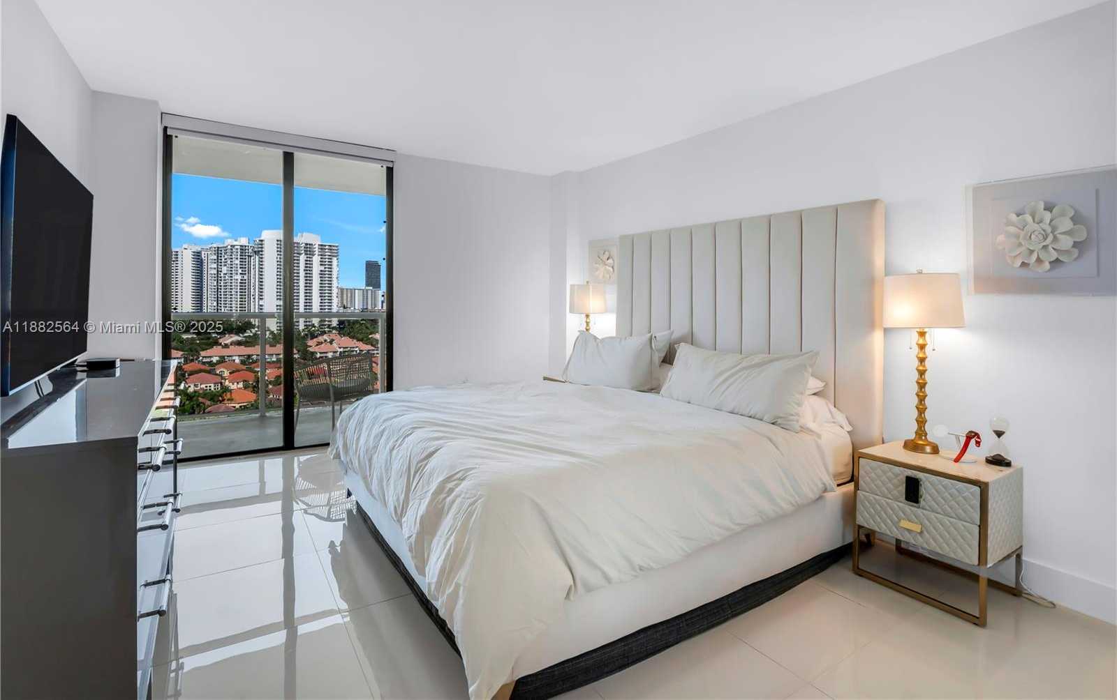 Small Image of 3701 NORTH COUNTRY CLUB DR #1609, Aventura Number 10