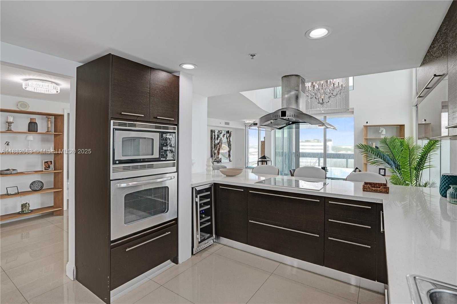 Small Image of 7930 EAST DR #1808, North Bay Village Number 10