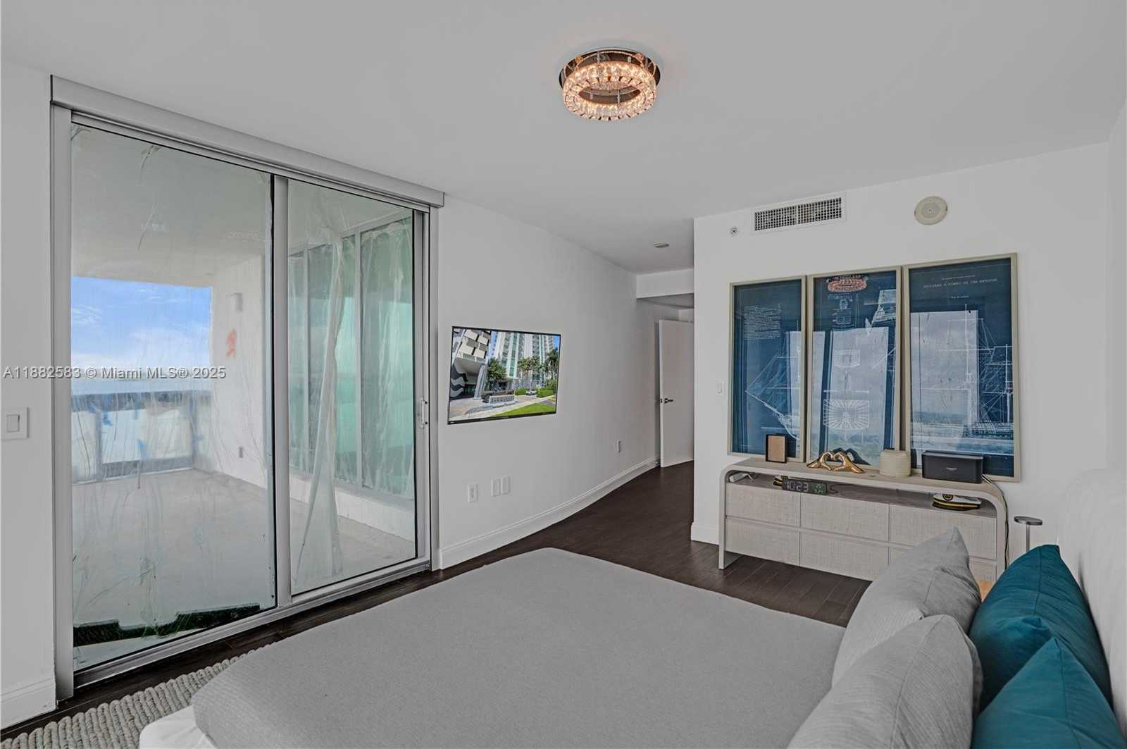 Small Image of 7930 EAST DR #1808, North Bay Village Number 29