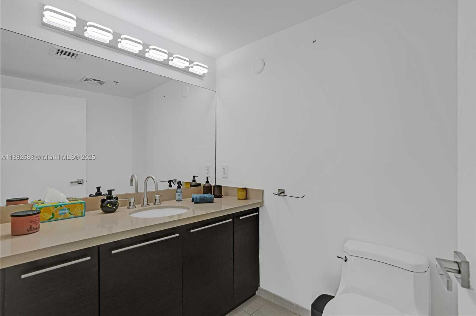 Small Image of 7930 EAST DR #1808, North Bay Village Number 31