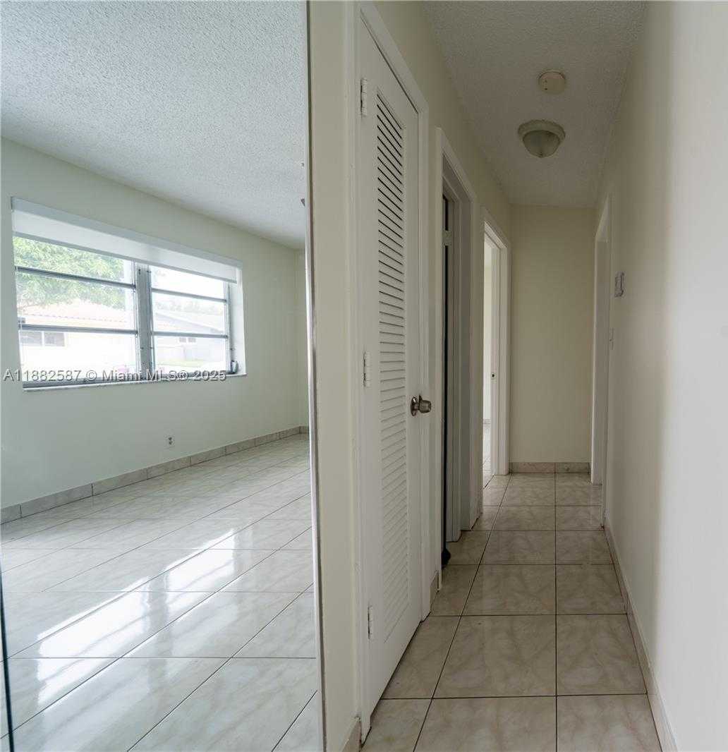Small Image of 2702 NORTH WEST 51ST PL #2702, Tamarac Number 10