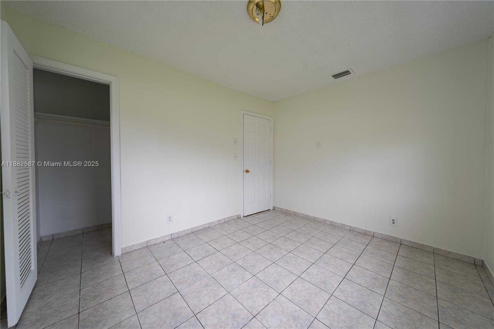 Small Image of 2702 NORTH WEST 51ST PL #2702, Tamarac Number 15