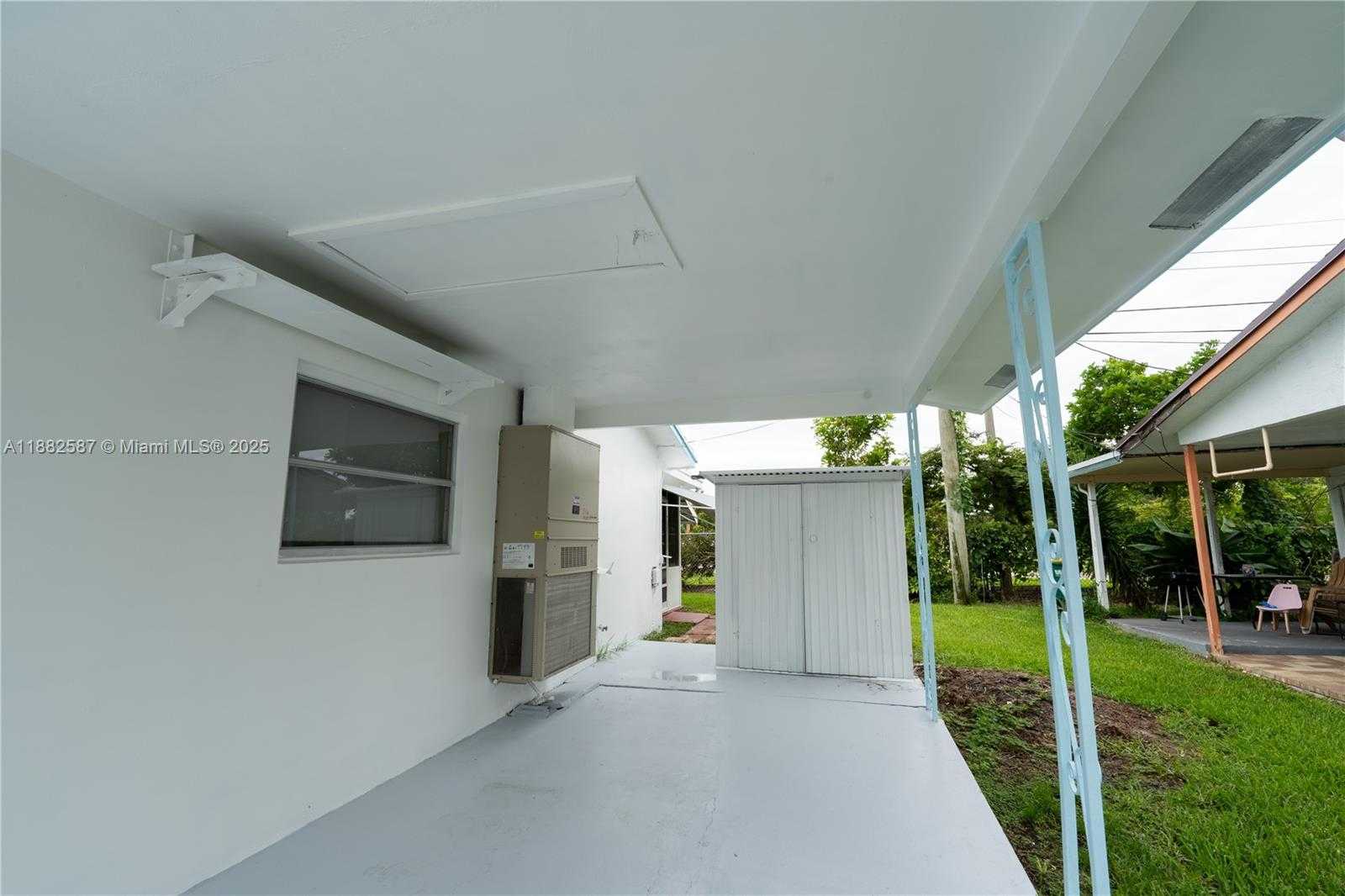 Small Image of 2702 NORTH WEST 51ST PL #2702, Tamarac Number 3