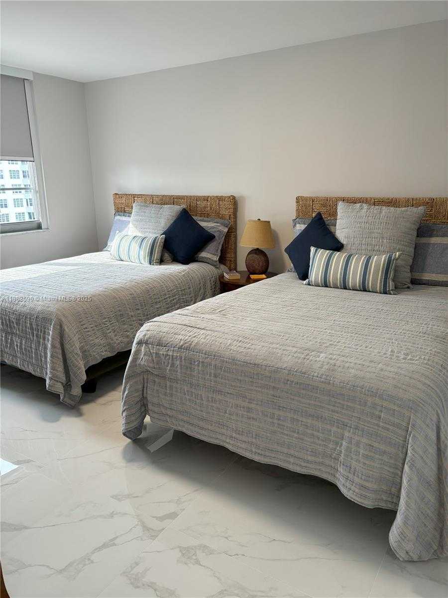 Small Image of 5701 COLLINS AVE #1203, Miami Beach Number 13