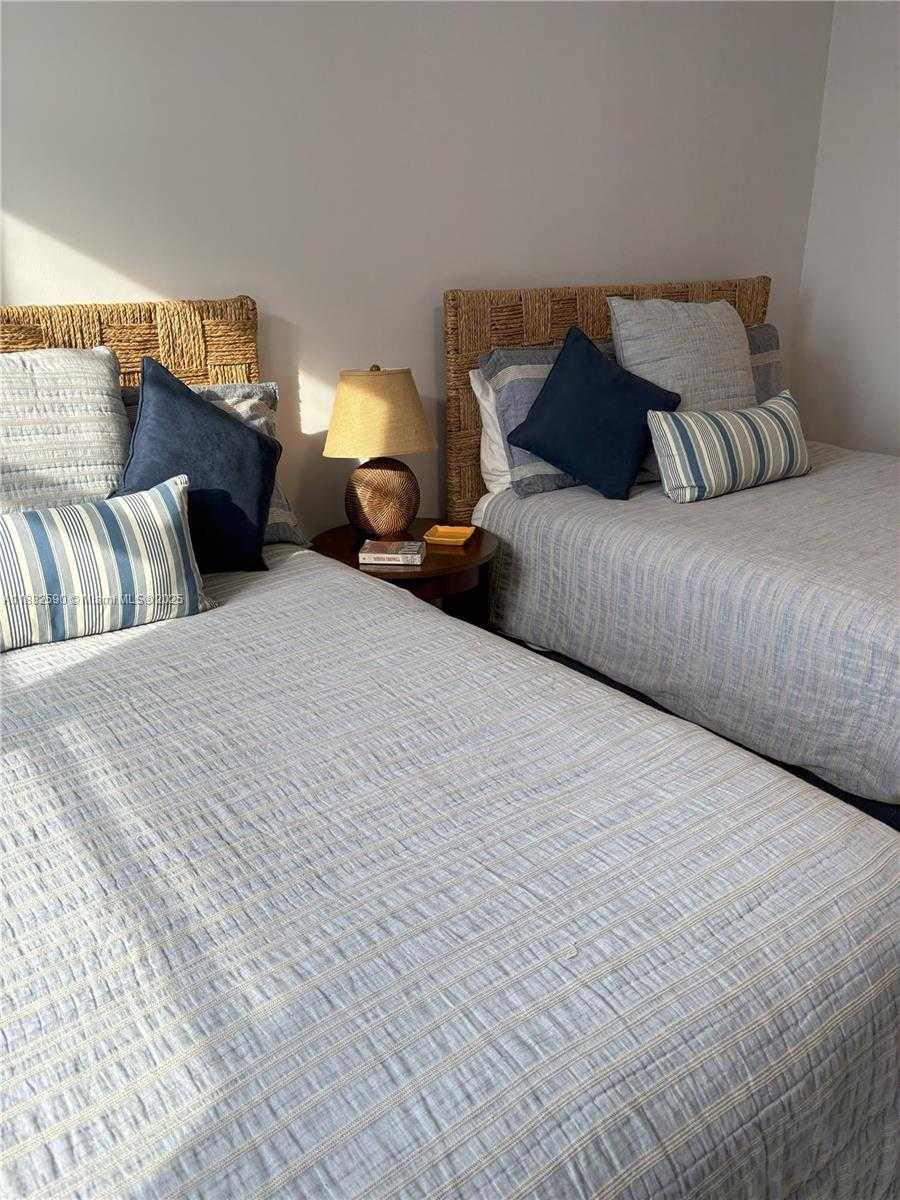 Small Image of 5701 COLLINS AVE #1203, Miami Beach Number 15