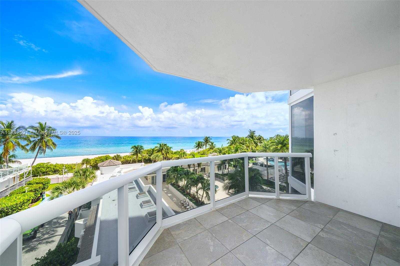 Small Image of 4779 COLLINS AVE #501, Miami Beach Number 13