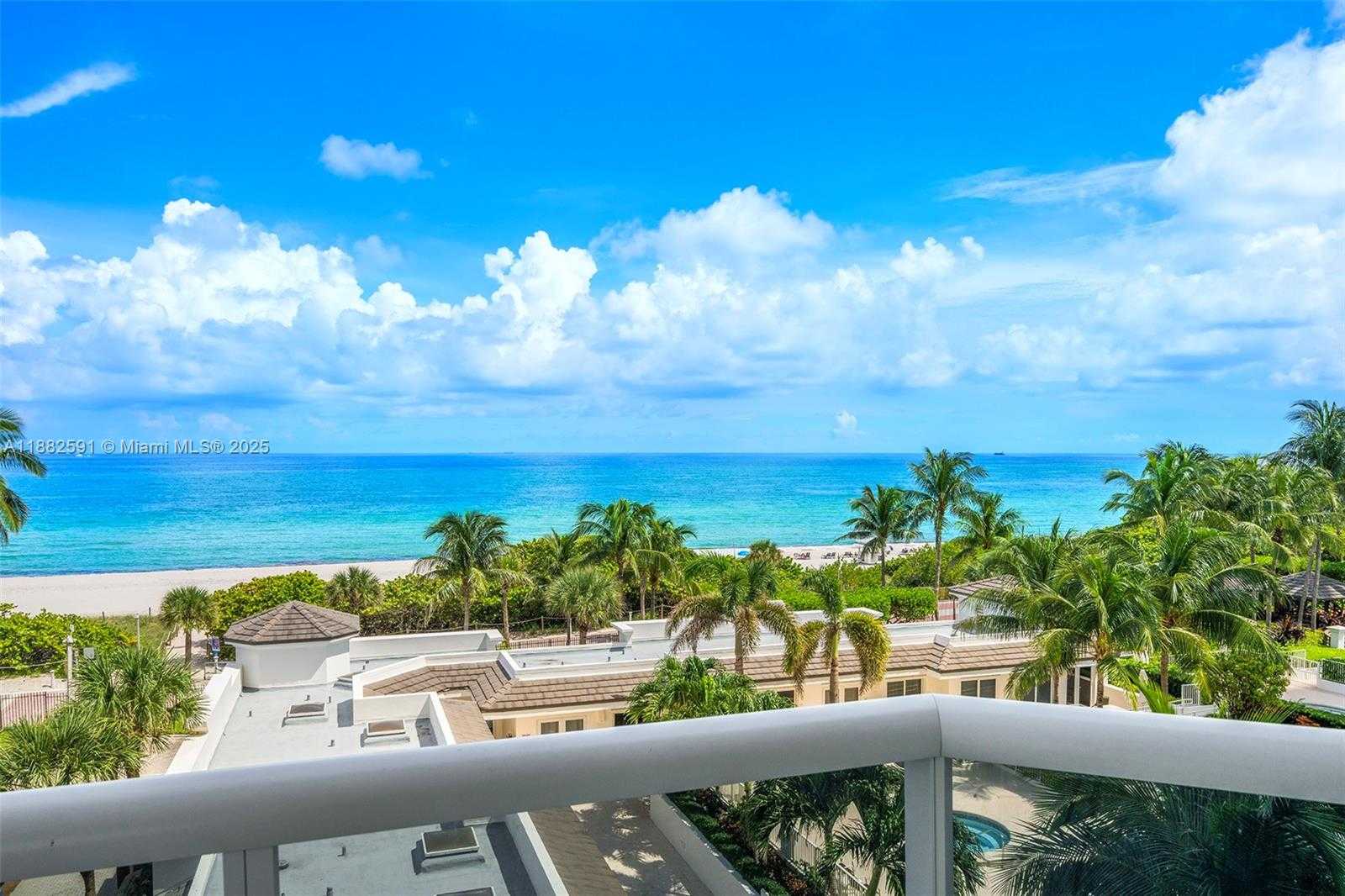 Small Image of 4779 COLLINS AVE #501, Miami Beach Number 14