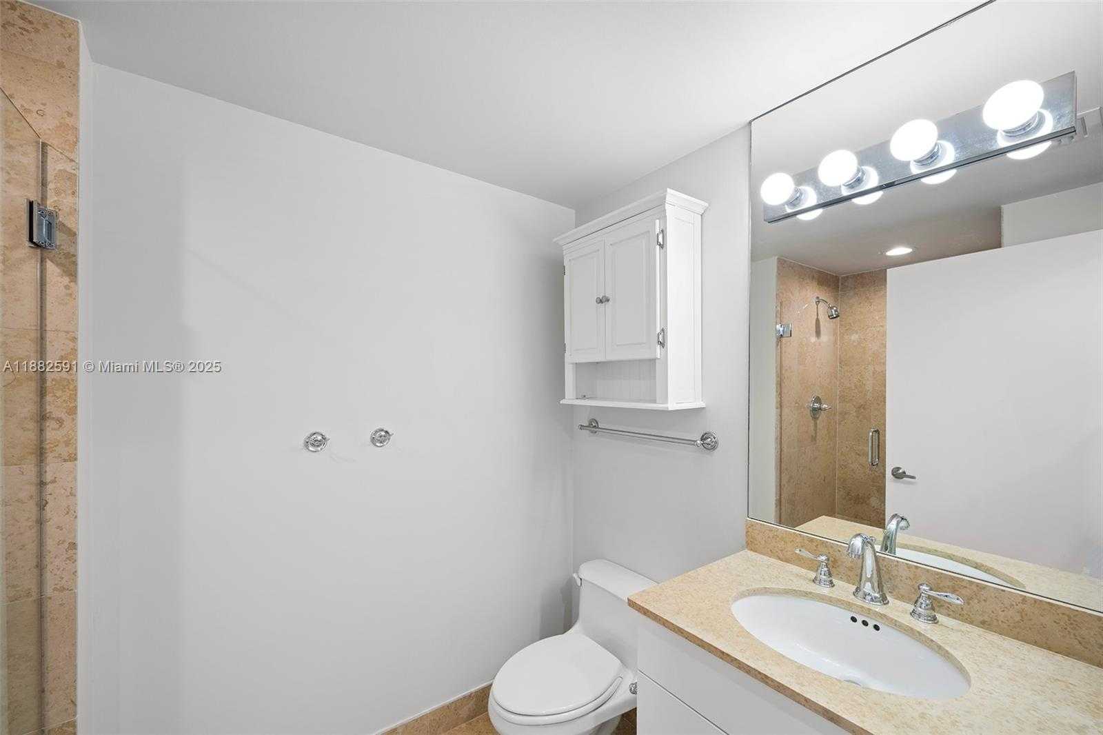 Small Image of 4779 COLLINS AVE #501, Miami Beach Number 17