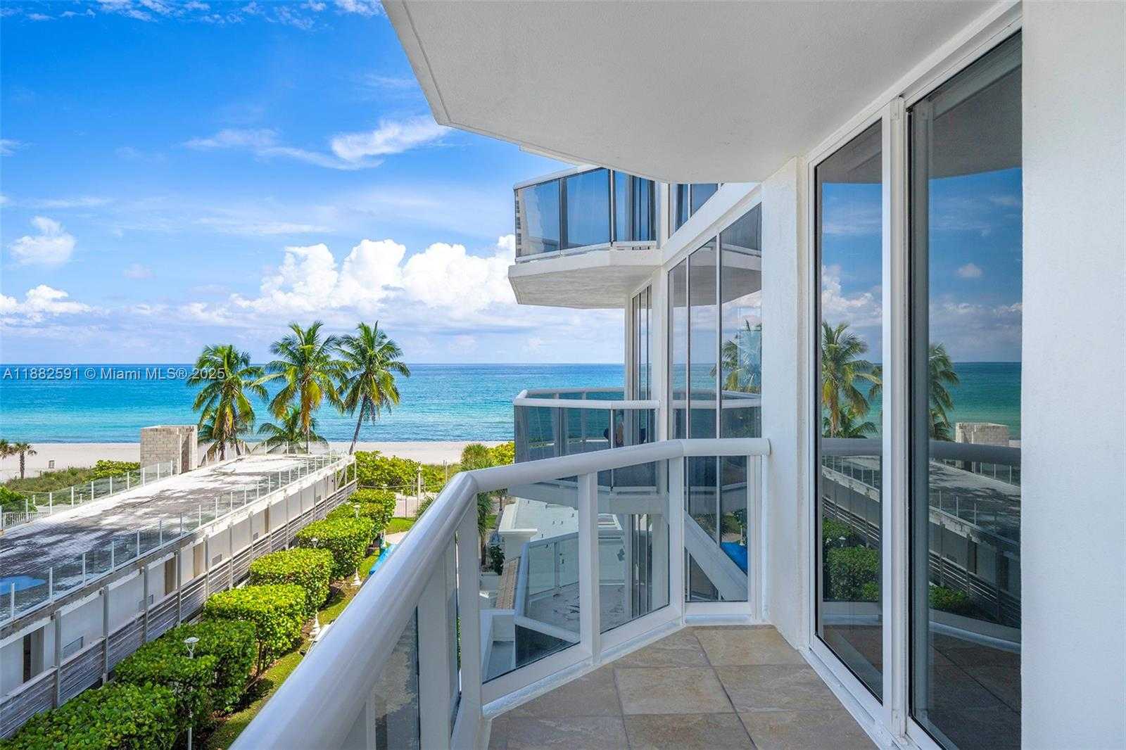 Small Image of 4779 COLLINS AVE #501, Miami Beach Number 23