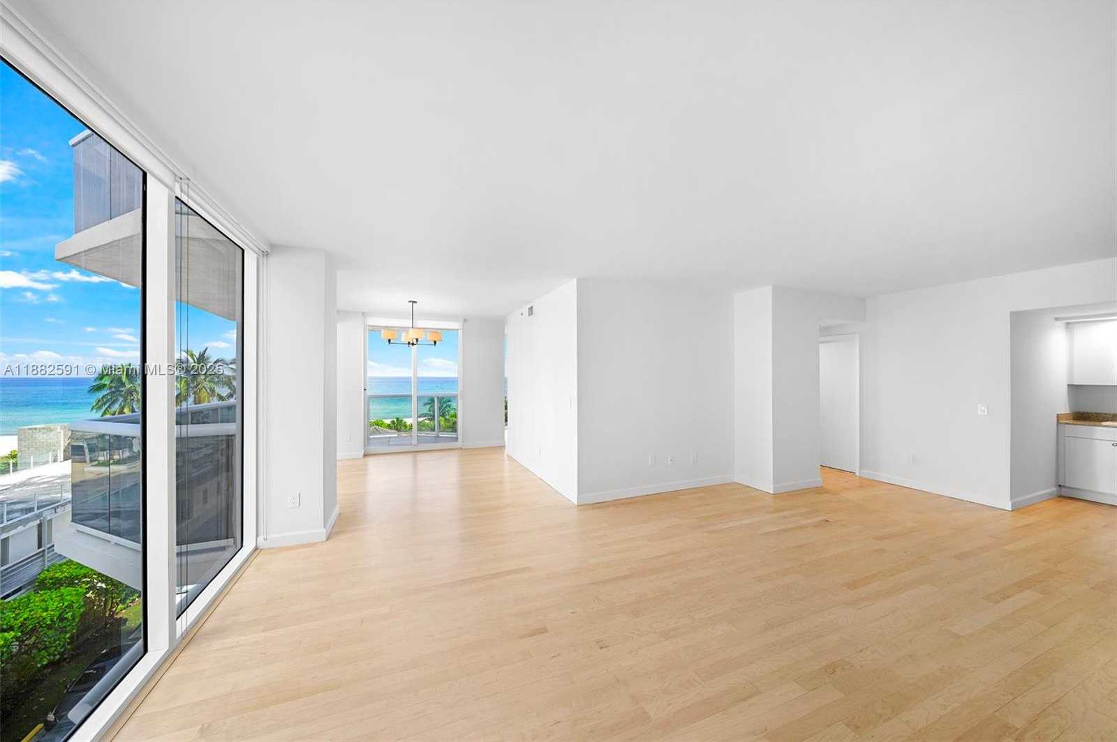 Small Image of 4779 COLLINS AVE #501, Miami Beach Number 3