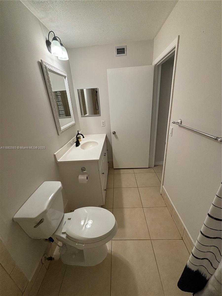 Small Image of 9721 HAMMOCKS BLVD #105, Miami Number 12