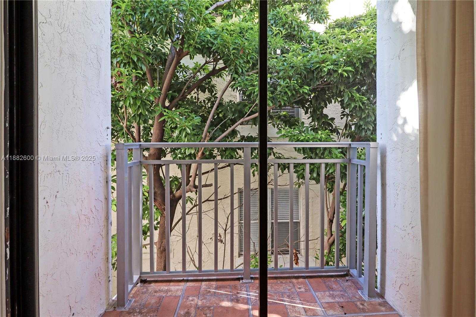 Small Image of 753 MICHIGAN AVE #3B, Miami Beach Number 13