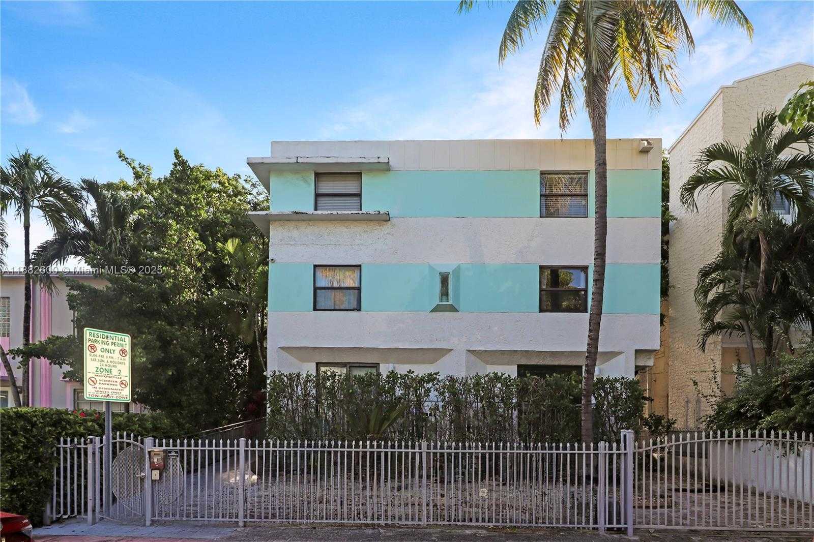 Small Image of 753 MICHIGAN AVE #3B, Miami Beach Number 2