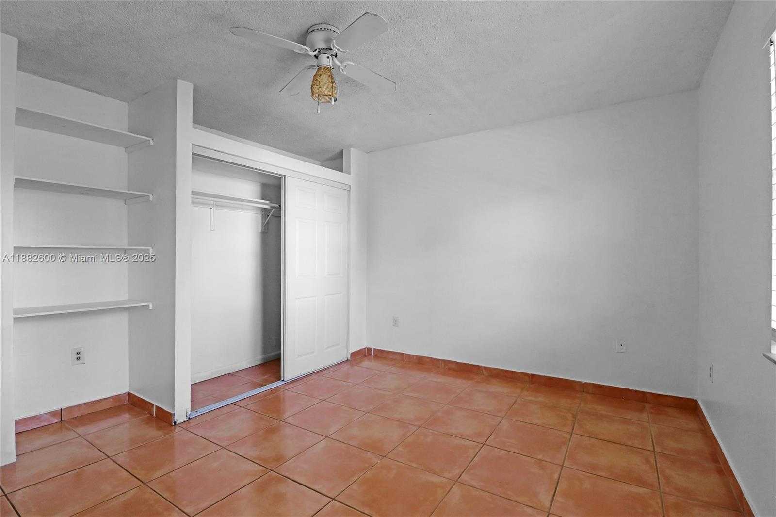 Small Image of 753 MICHIGAN AVE #3B, Miami Beach Number 7