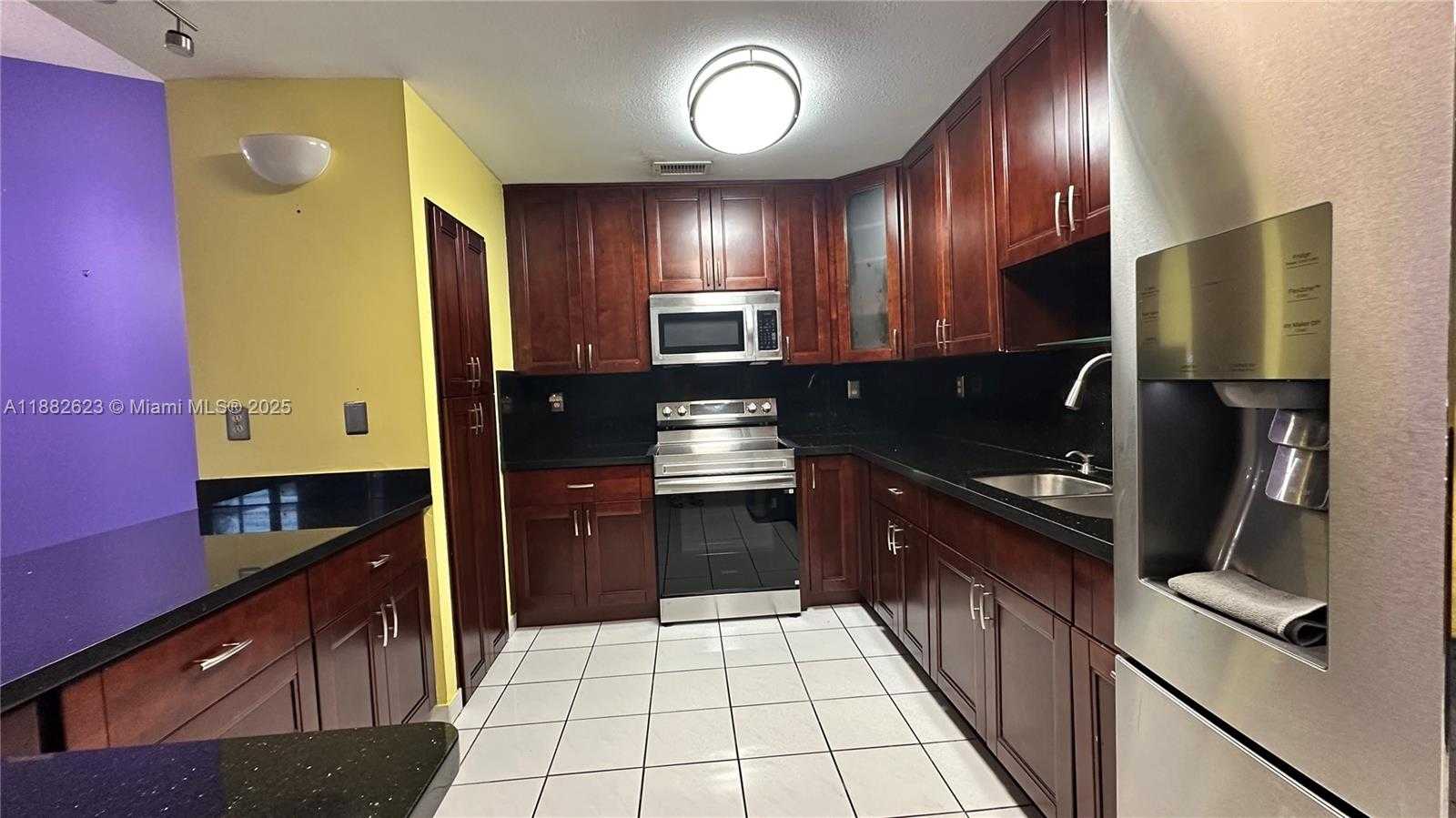 Small Image of 5421 SOUTH WEST 143RD AVE, Miami Number 10