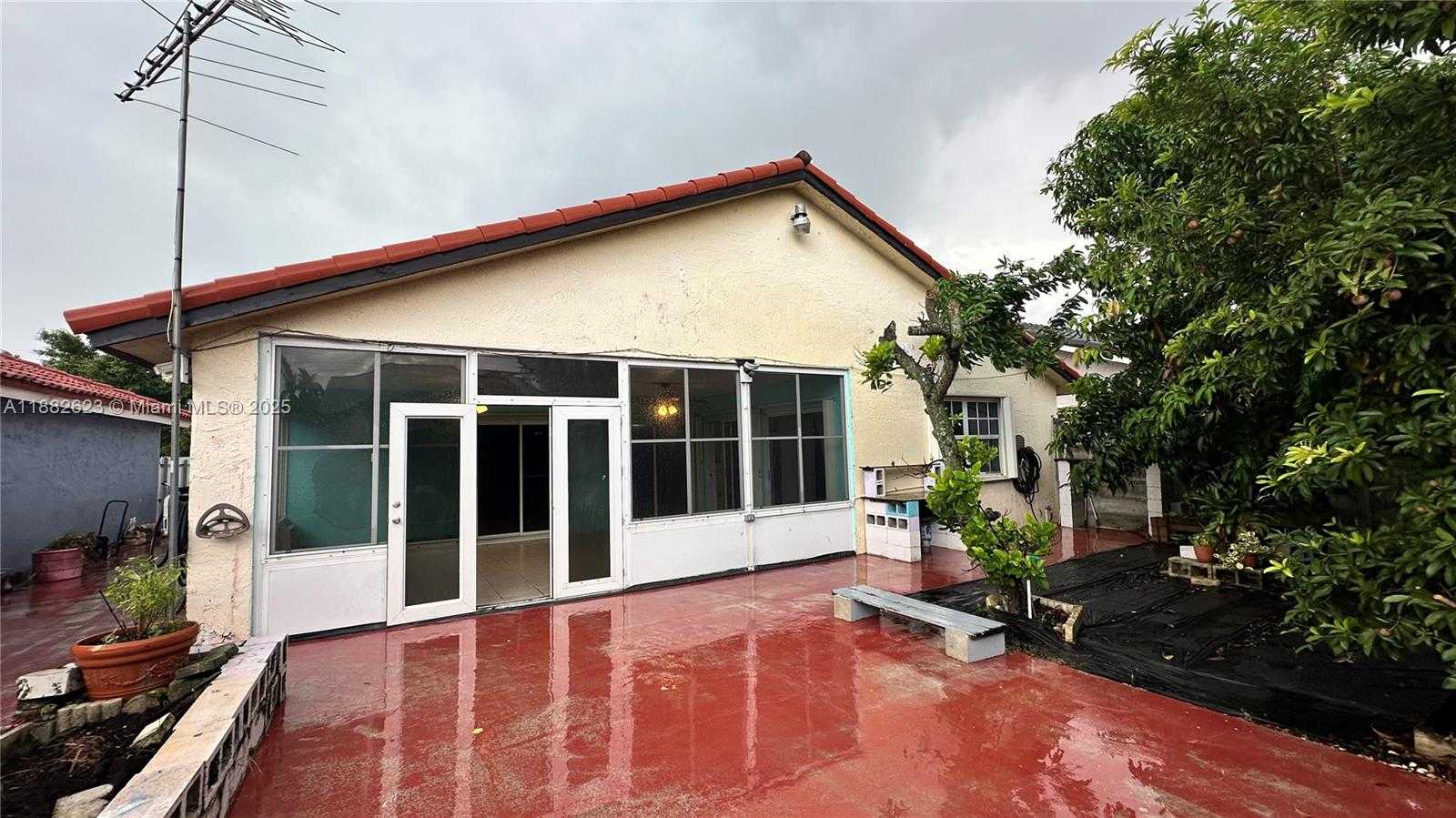 Small Image of 5421 SOUTH WEST 143RD AVE, Miami Number 26