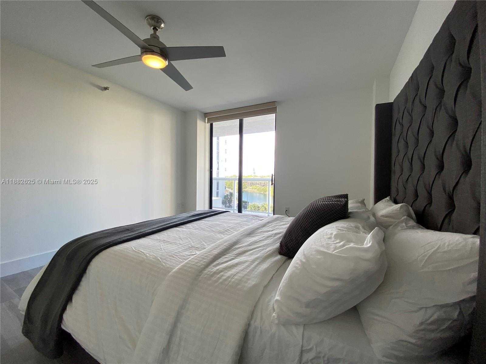 Small Image of 20515 EAST COUNTRY CLUB DR #549, Aventura Number 19