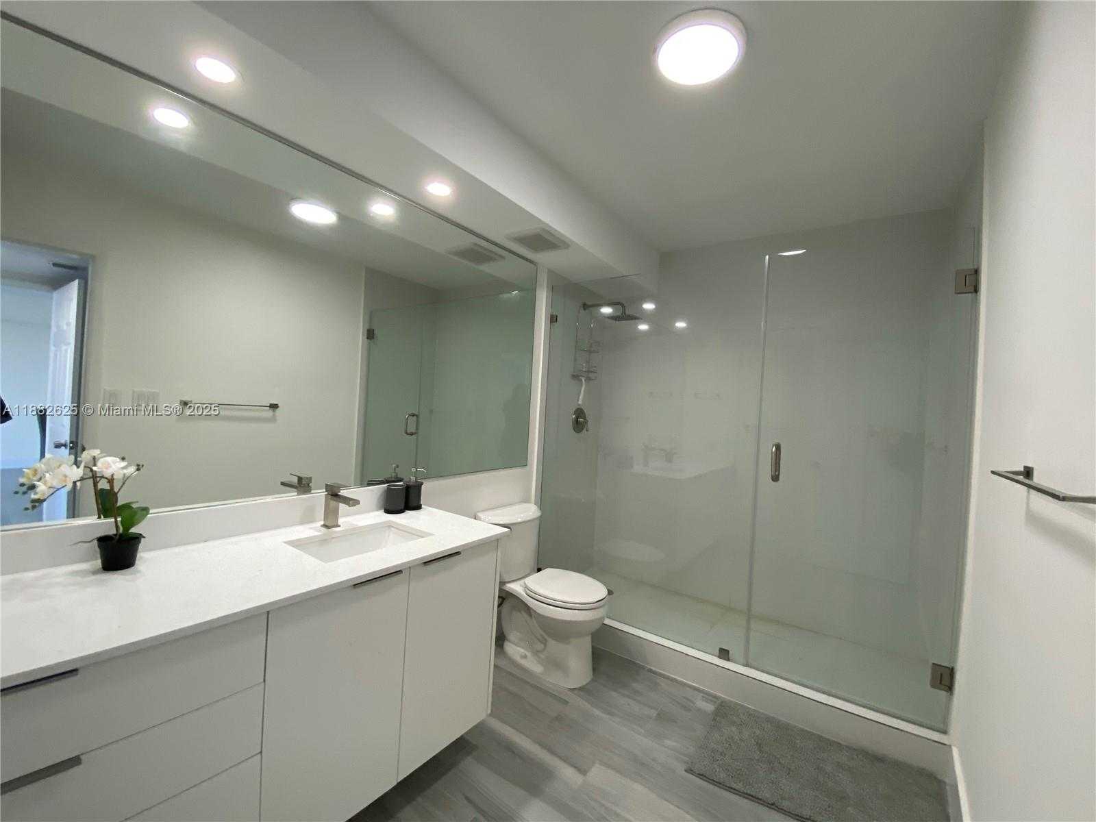 Small Image of 20515 EAST COUNTRY CLUB DR #549, Aventura Number 21