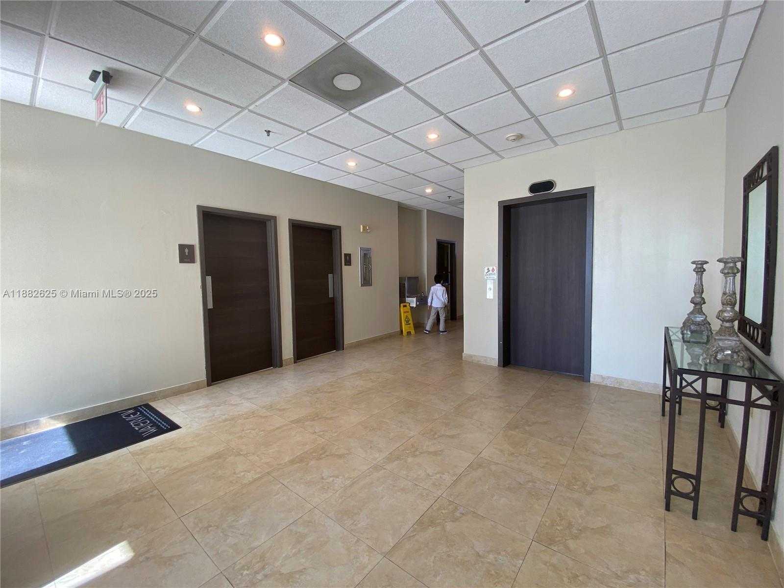Small Image of 20515 EAST COUNTRY CLUB DR #549, Aventura Number 28