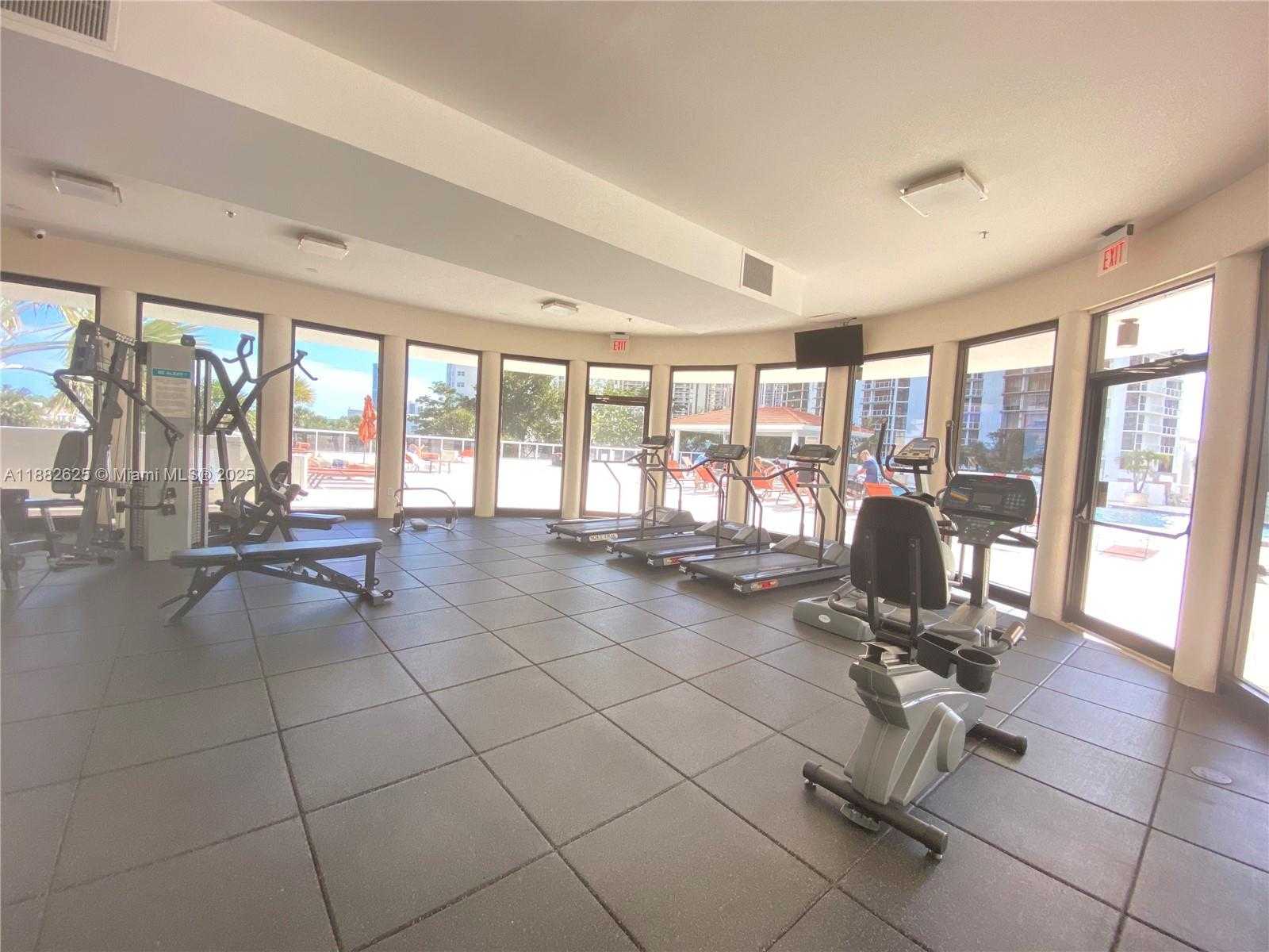 Small Image of 20515 EAST COUNTRY CLUB DR #549, Aventura Number 29